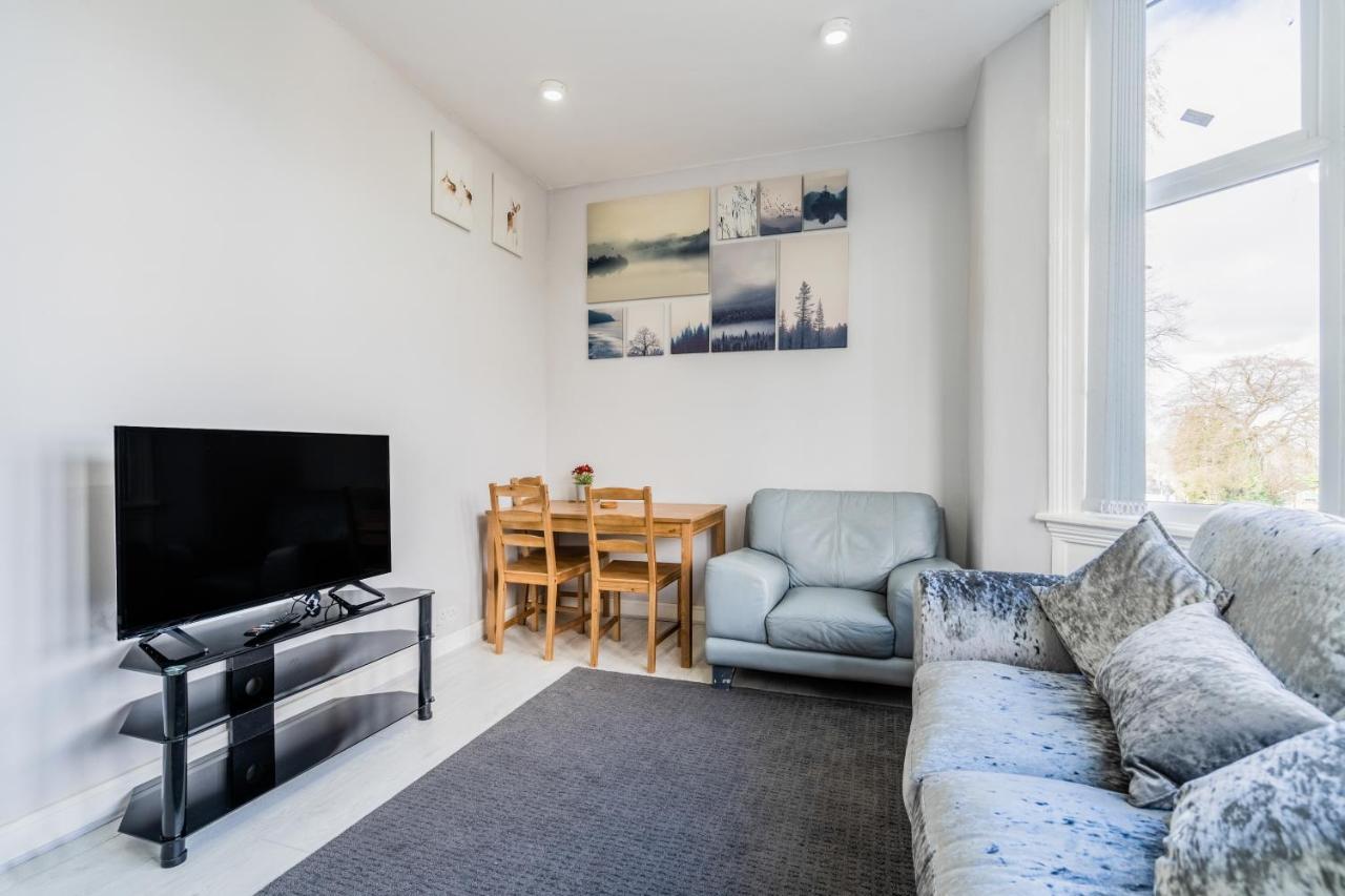 Appartamento Modern Flat In Moseley With Free Parking Birmingham Esterno foto