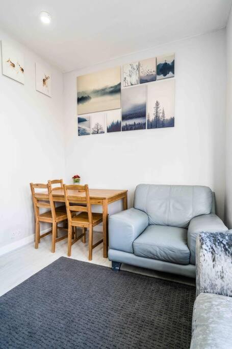 Appartamento Modern Flat In Moseley With Free Parking Birmingham Esterno foto