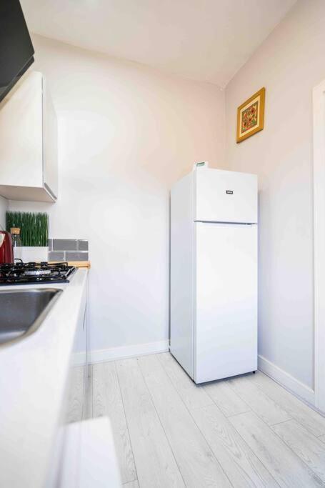 Appartamento Modern Flat In Moseley With Free Parking Birmingham Esterno foto