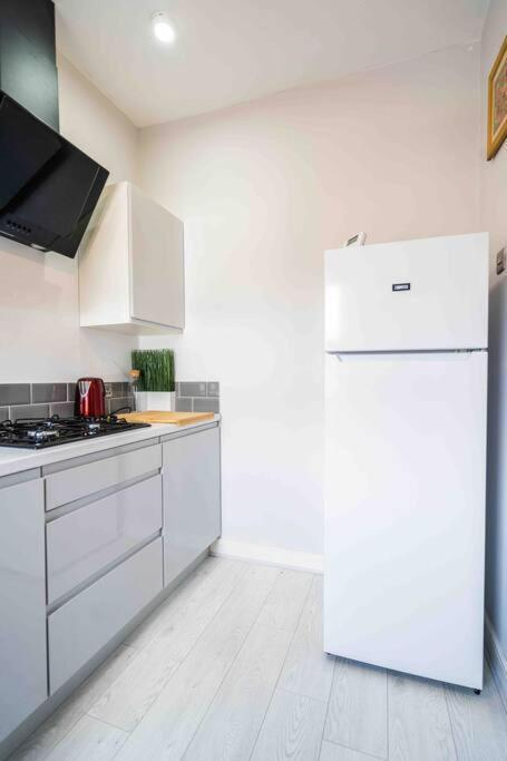 Appartamento Modern Flat In Moseley With Free Parking Birmingham Esterno foto